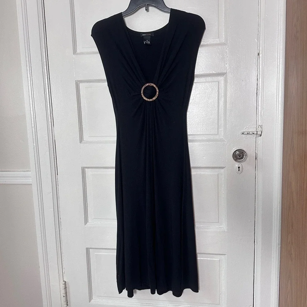 3/$20💥BCBGMaxAzria Black Midi Dress Cinched Waist Bamboo‎ Ring Accent M Stretch